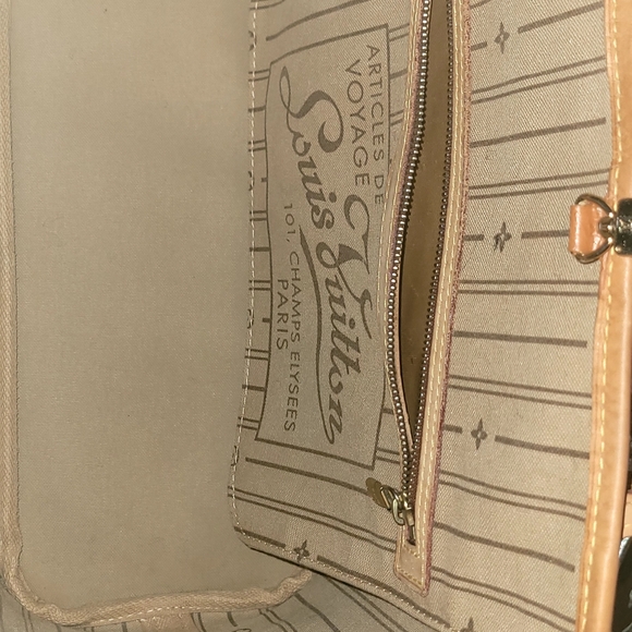 SOLD Authentic Louis Vuitton Neverfull PM - Picture 14 of 16